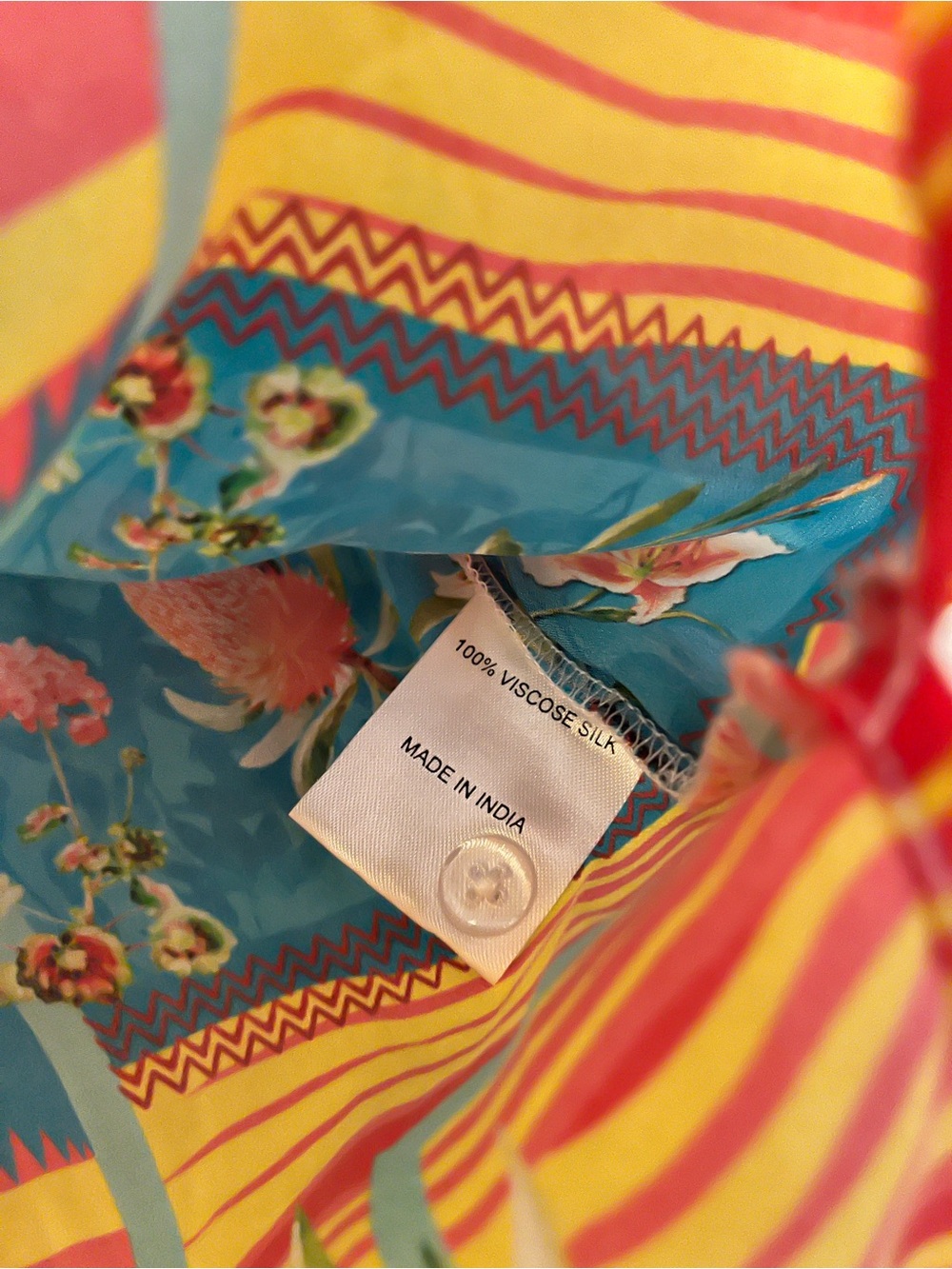 Shana 100% Viscose Silk Art to Wear Blouse size M - Picture 4 of 5